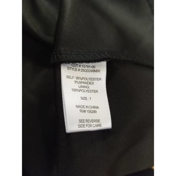 NWOT Trixxi Window Collar Sleeveless Party Dress - Picture 5 of 5